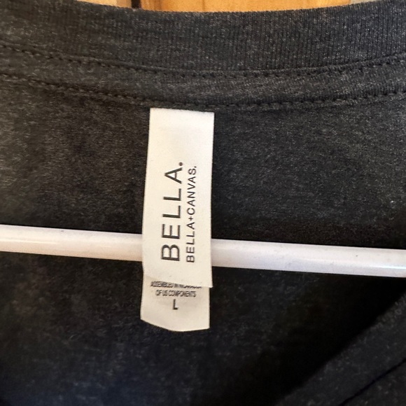 Buck V-neck Tee - Picture 3 of 5